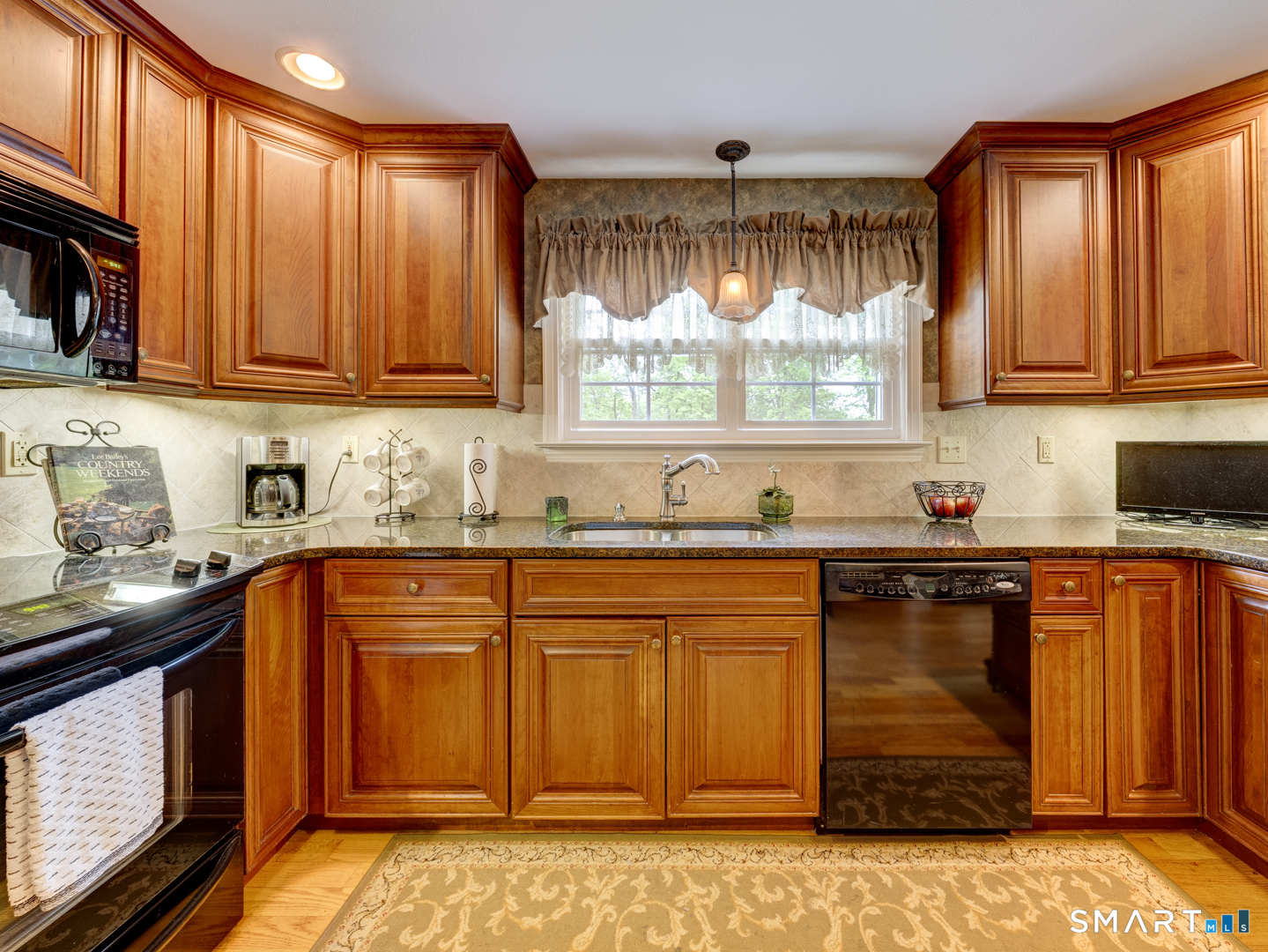 72 Garnet Ridge Drive Tolland CT 06084