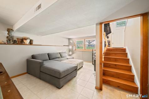 12 Tudor Lane Naugatuck CT 06770