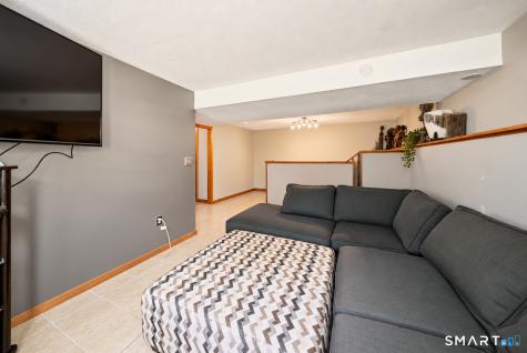 12 Tudor Lane Naugatuck CT 06770