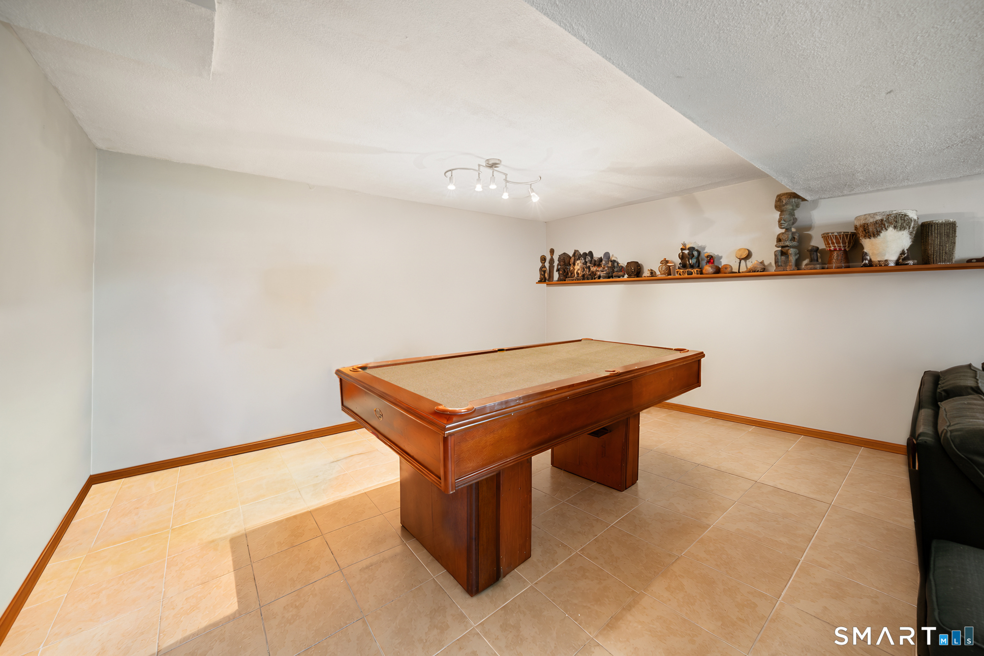 12 Tudor Lane Naugatuck CT 06770