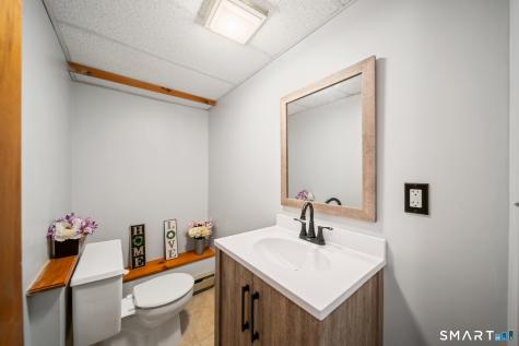 12 Tudor Lane Naugatuck CT 06770
