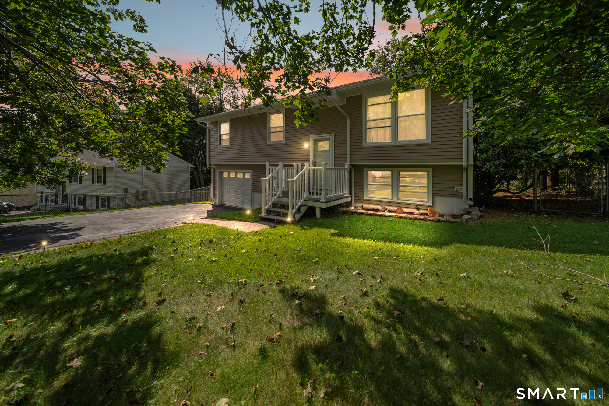 12 Tudor Lane Naugatuck CT 06770