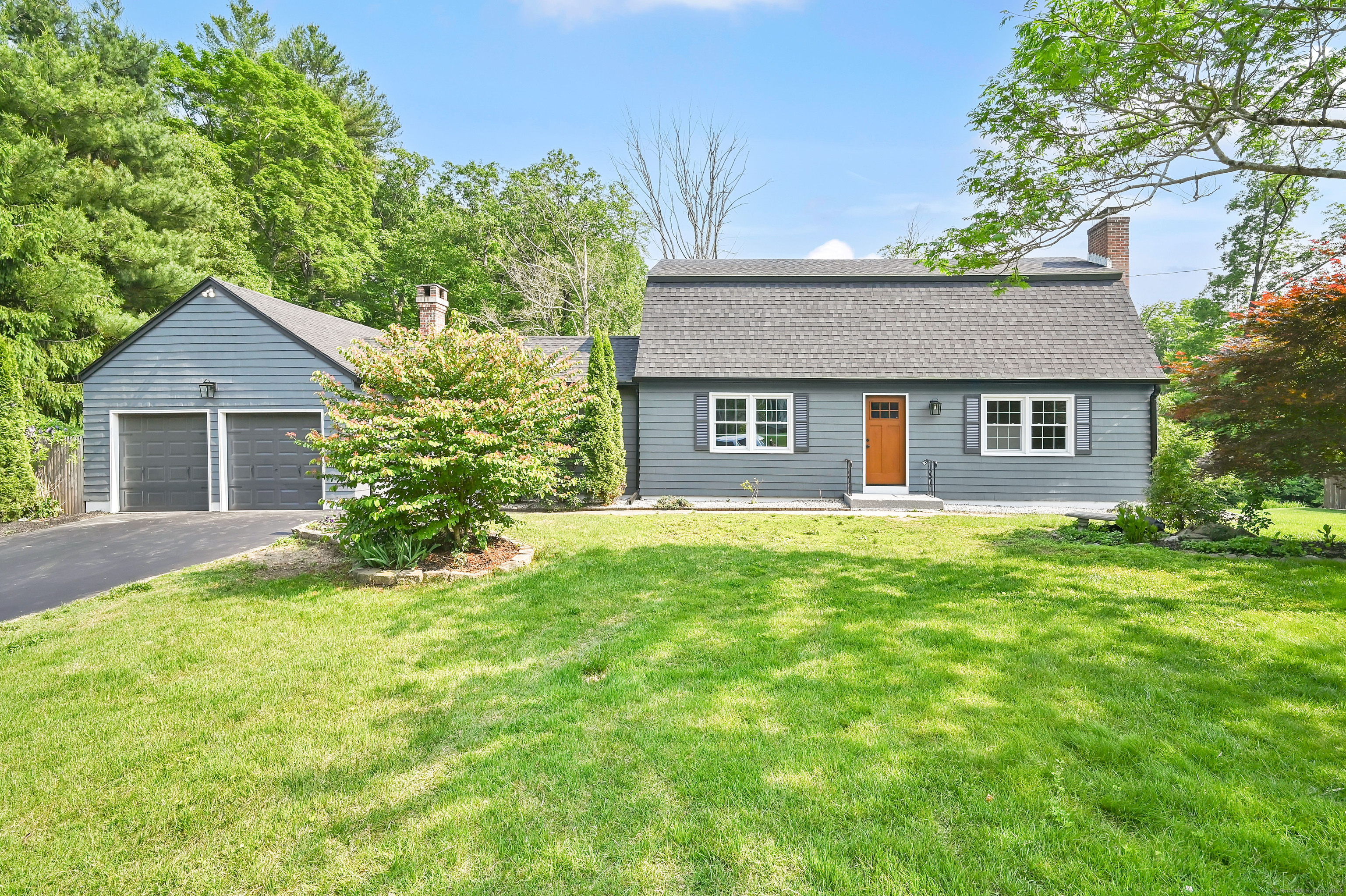 9 Earl Drive Windham CT 06280