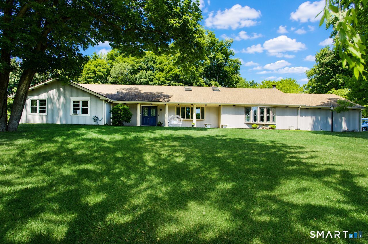 11 Lily Lane Shelton CT 06484
