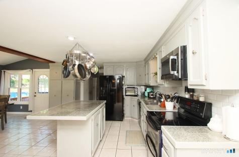 11 Lily Lane Shelton CT 06484
