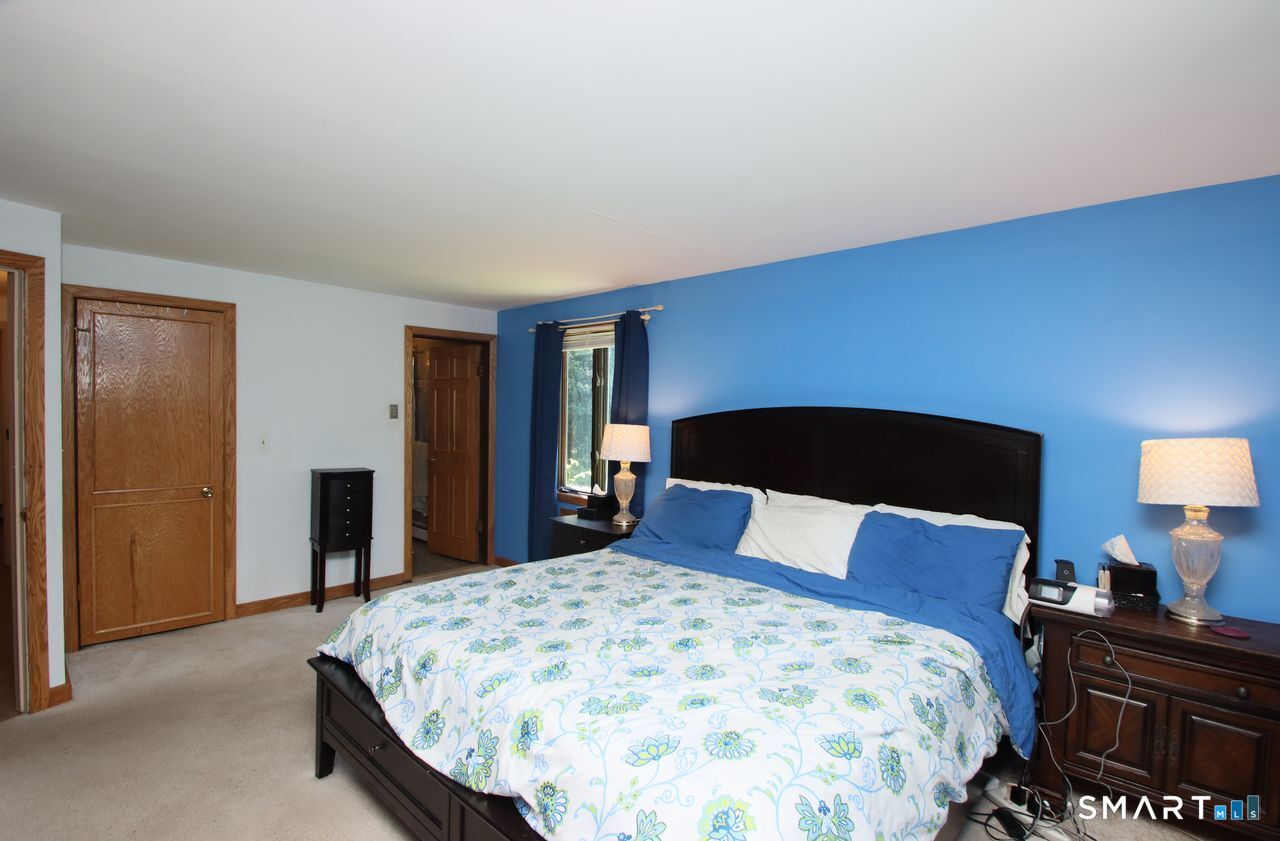 11 Lily Lane Shelton CT 06484