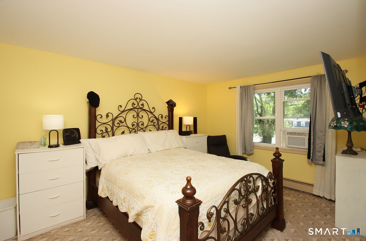 11 Lily Lane Shelton CT 06484