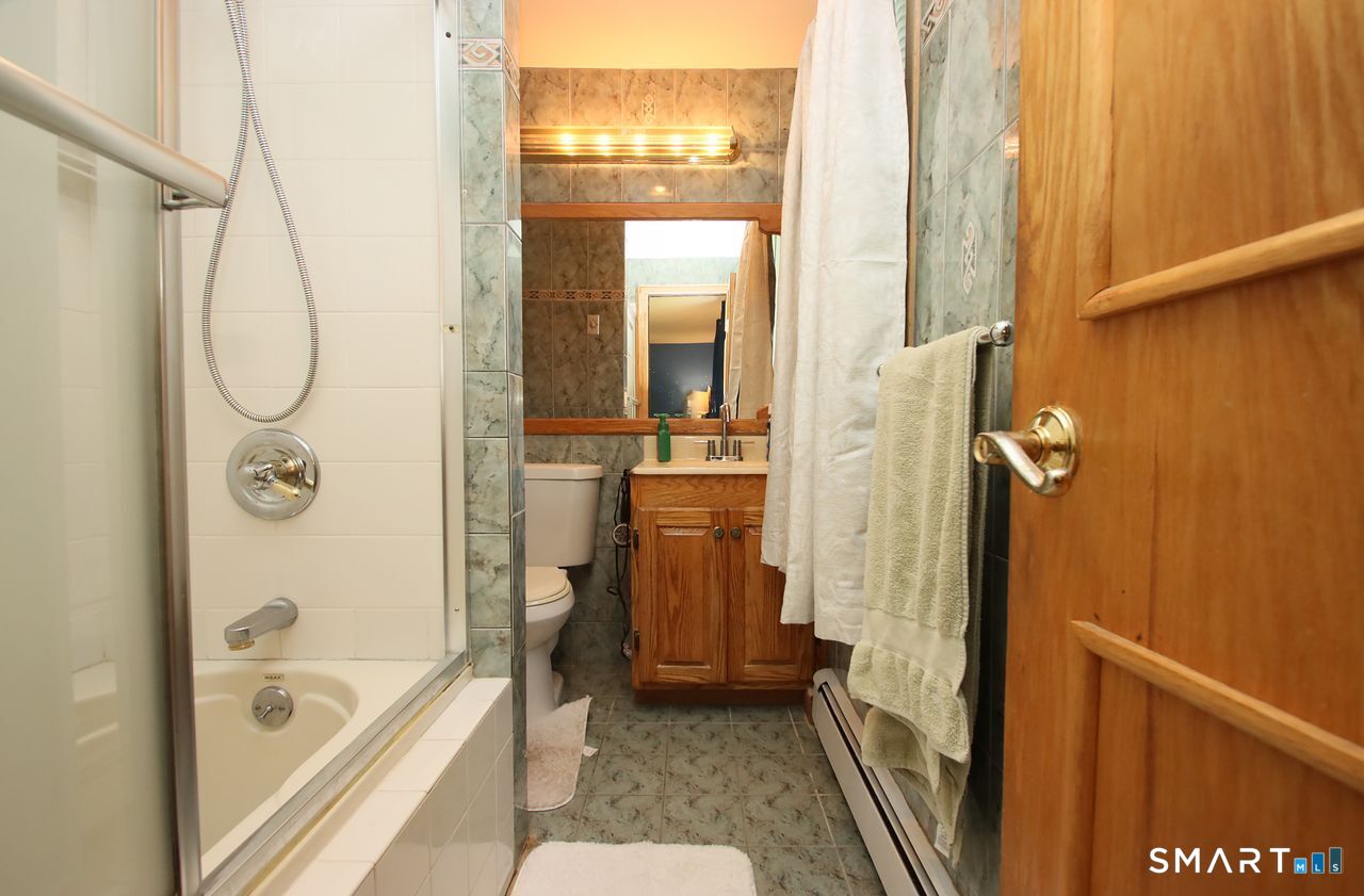 11 Lily Lane Shelton CT 06484