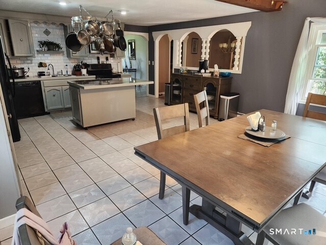 11 Lily Lane Shelton CT 06484