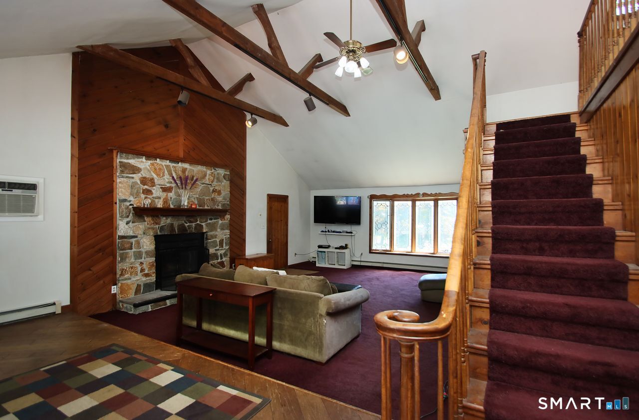 11 Lily Lane Shelton CT 06484
