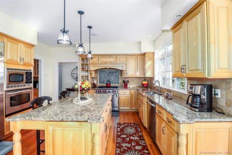 5 Lyric Lane New Milford CT 06776