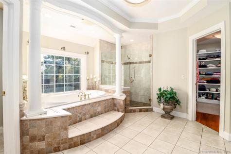 5 Lyric Lane New Milford CT 06776