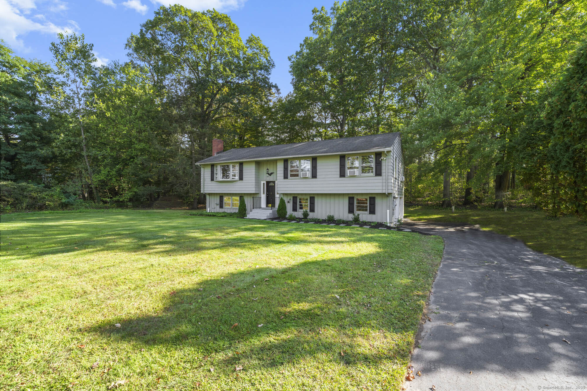 779 Bridge Street Suffield CT 06078