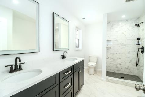 5 Stefania's Way North Branford CT 06472