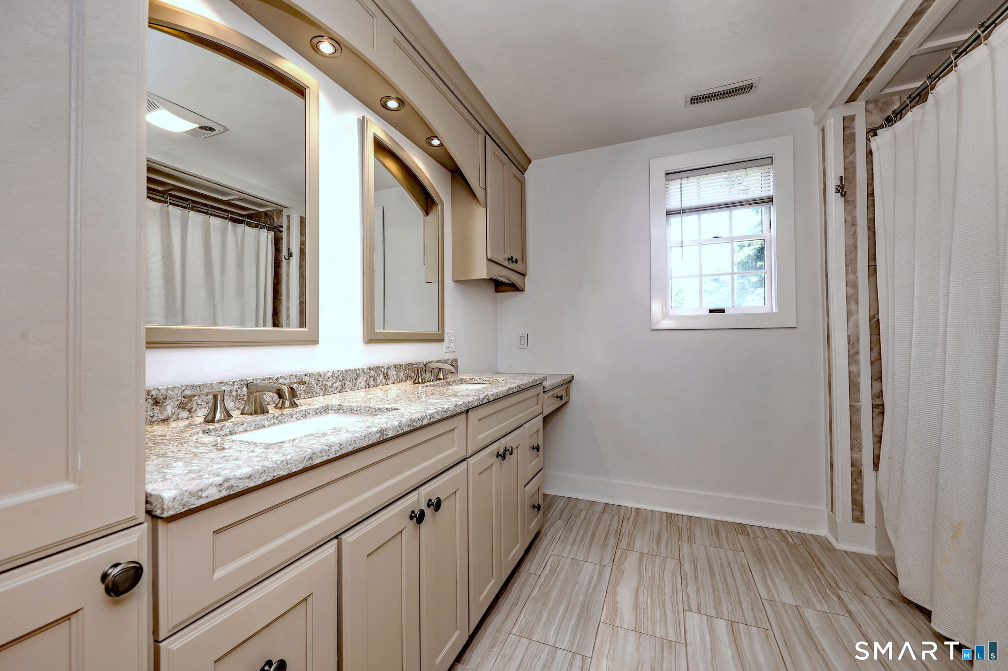 18 Woodhead Drive Milford CT 06460