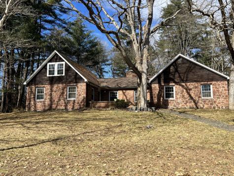 72 Lawrence Avenue Avon CT 06001