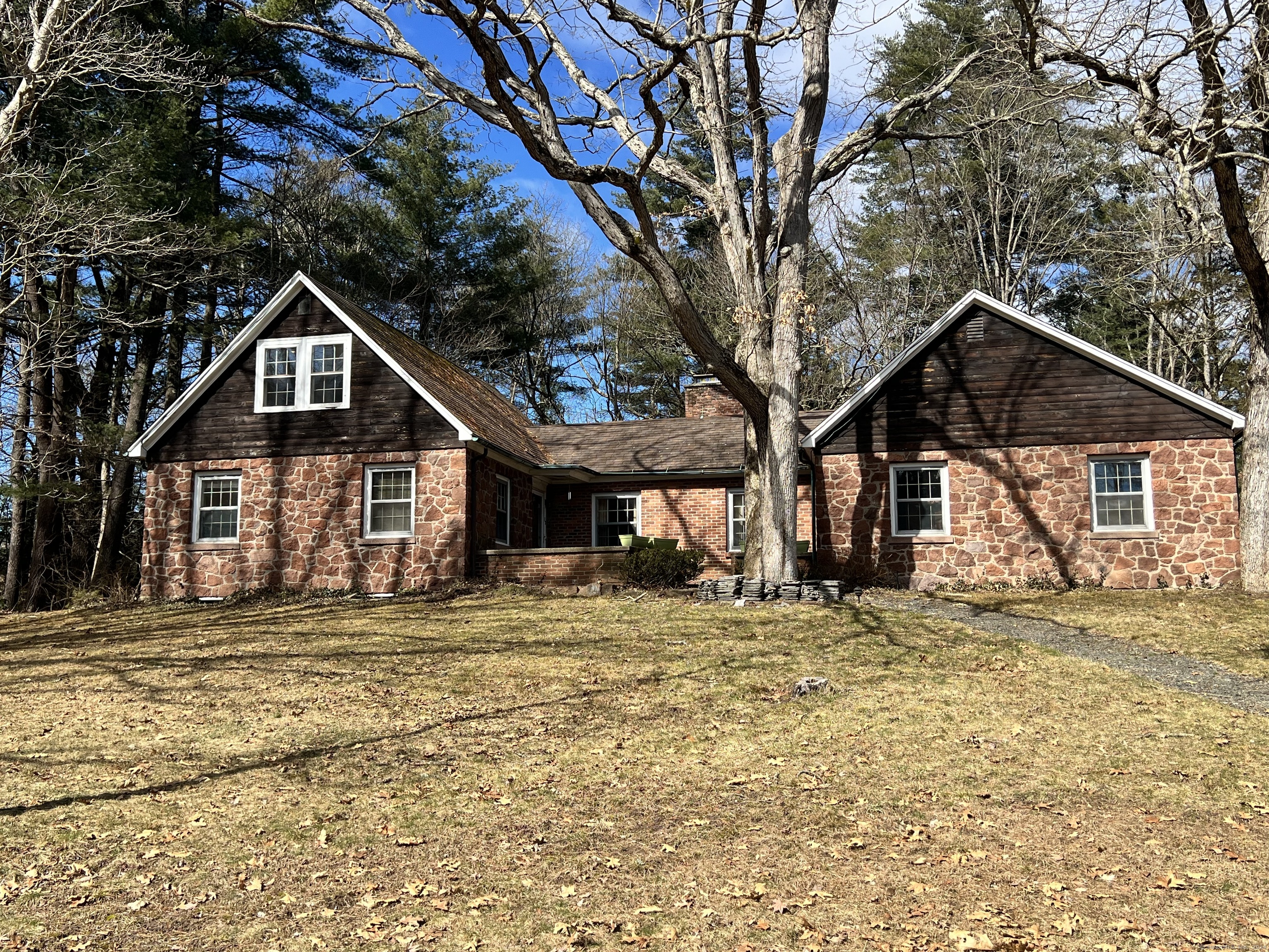 72 Lawrence Avenue Avon CT 06001