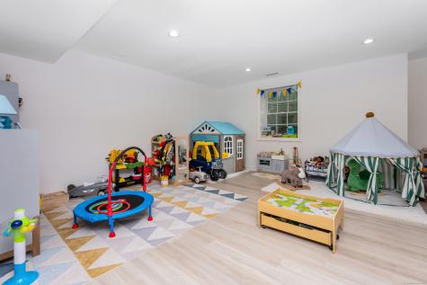 4 Echo Drive Darien CT 06820