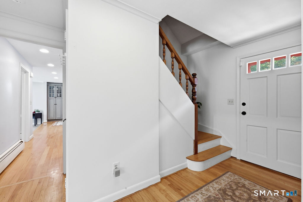 8 Penwood Road Bloomfield CT 06002