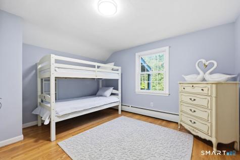 8 Penwood Road Bloomfield CT 06002