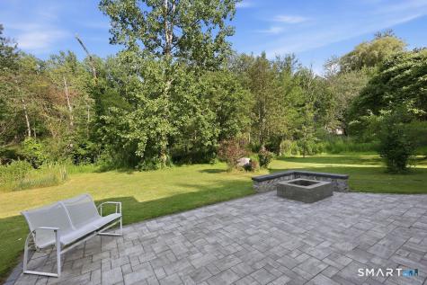8 Penwood Road Bloomfield CT 06002