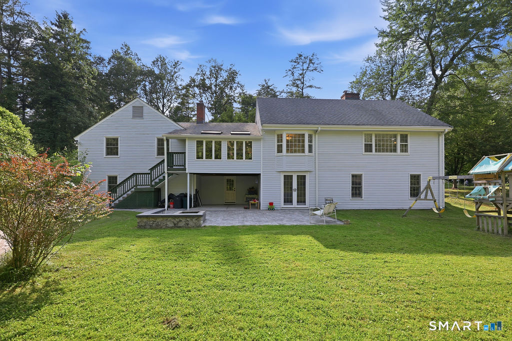 8 Penwood Road Bloomfield CT 06002