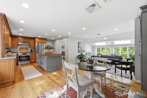 8 Penwood Road Bloomfield CT 06002