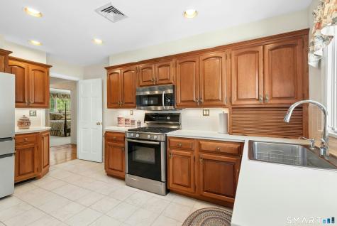 211 Old Norwalk Road New Canaan CT 06840