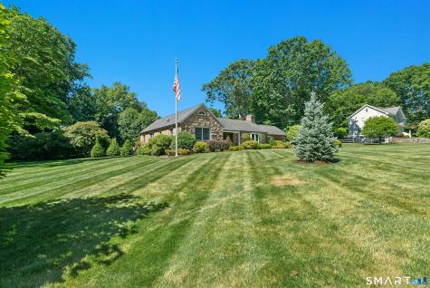 211 Old Norwalk Road New Canaan CT 06840