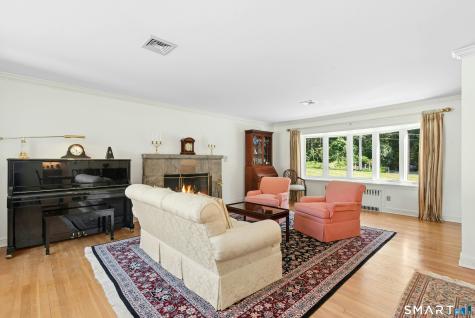 211 Old Norwalk Road New Canaan CT 06840