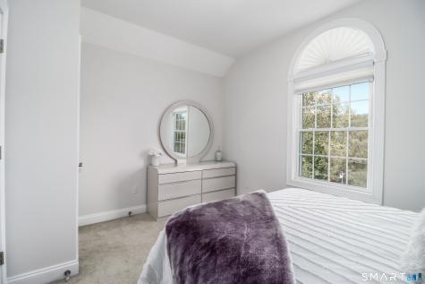 7 Lillinonah Drive Brookfield CT 06804