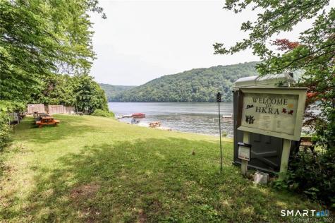 7 Lillinonah Drive Brookfield CT 06804