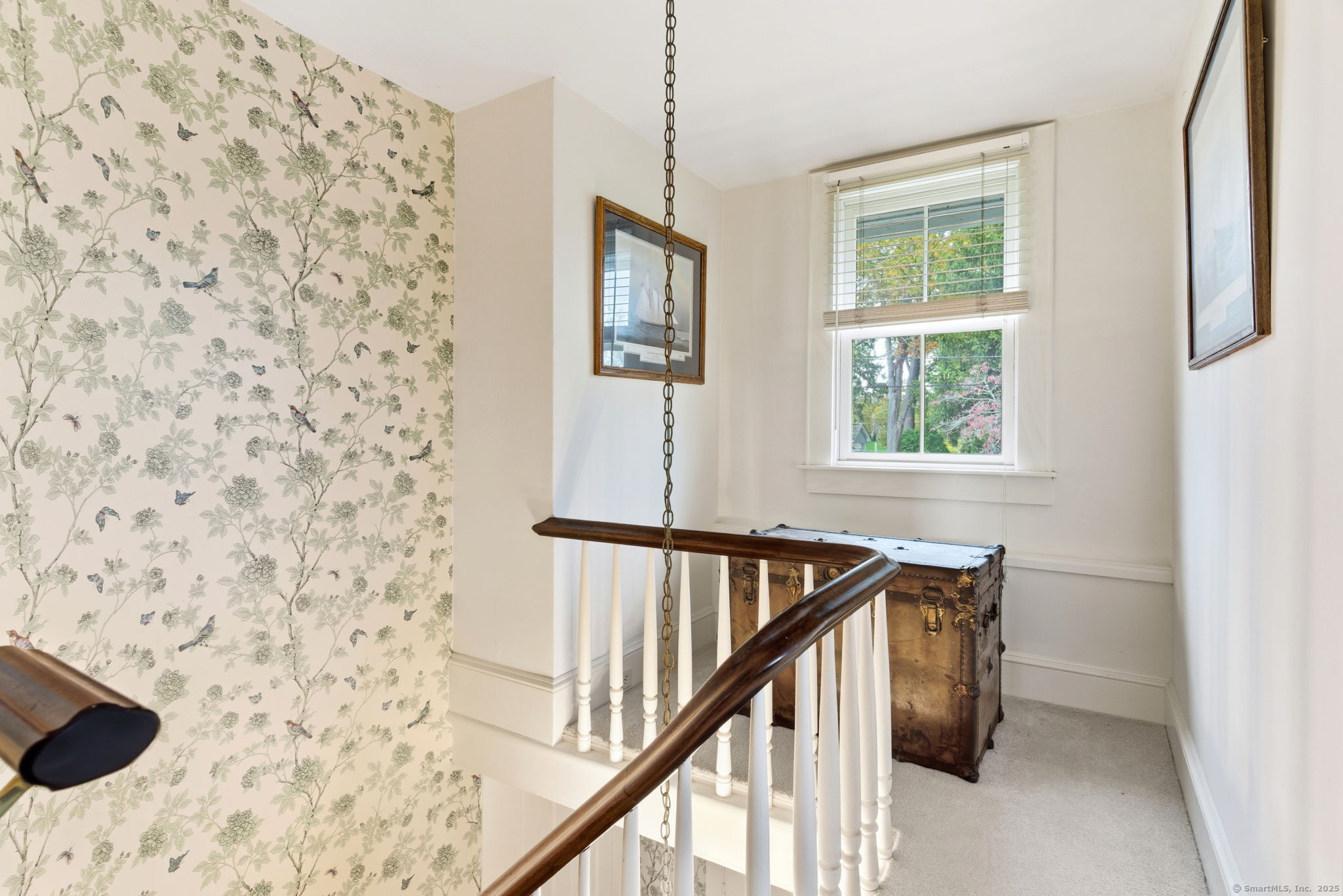 18 Little Point Street Essex CT 06426