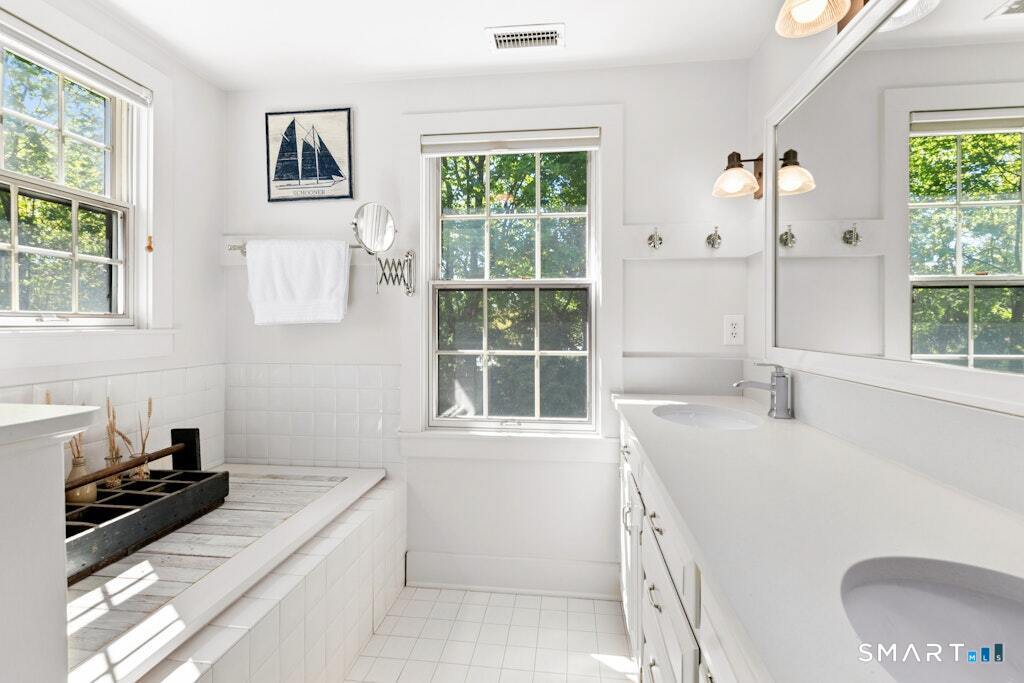 8 Seagate Road Darien CT 06820