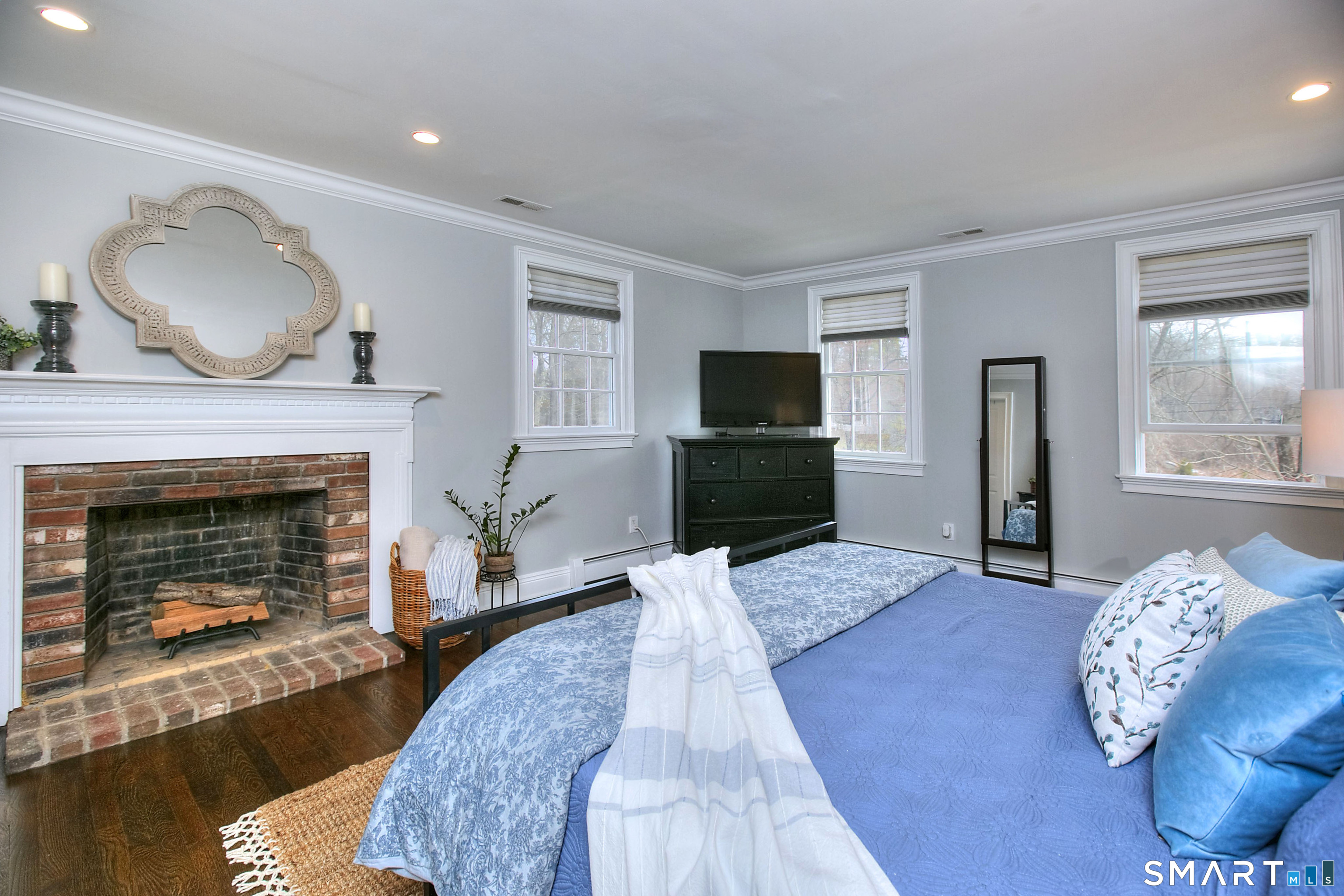 3725 Redding Road Fairfield CT 06824
