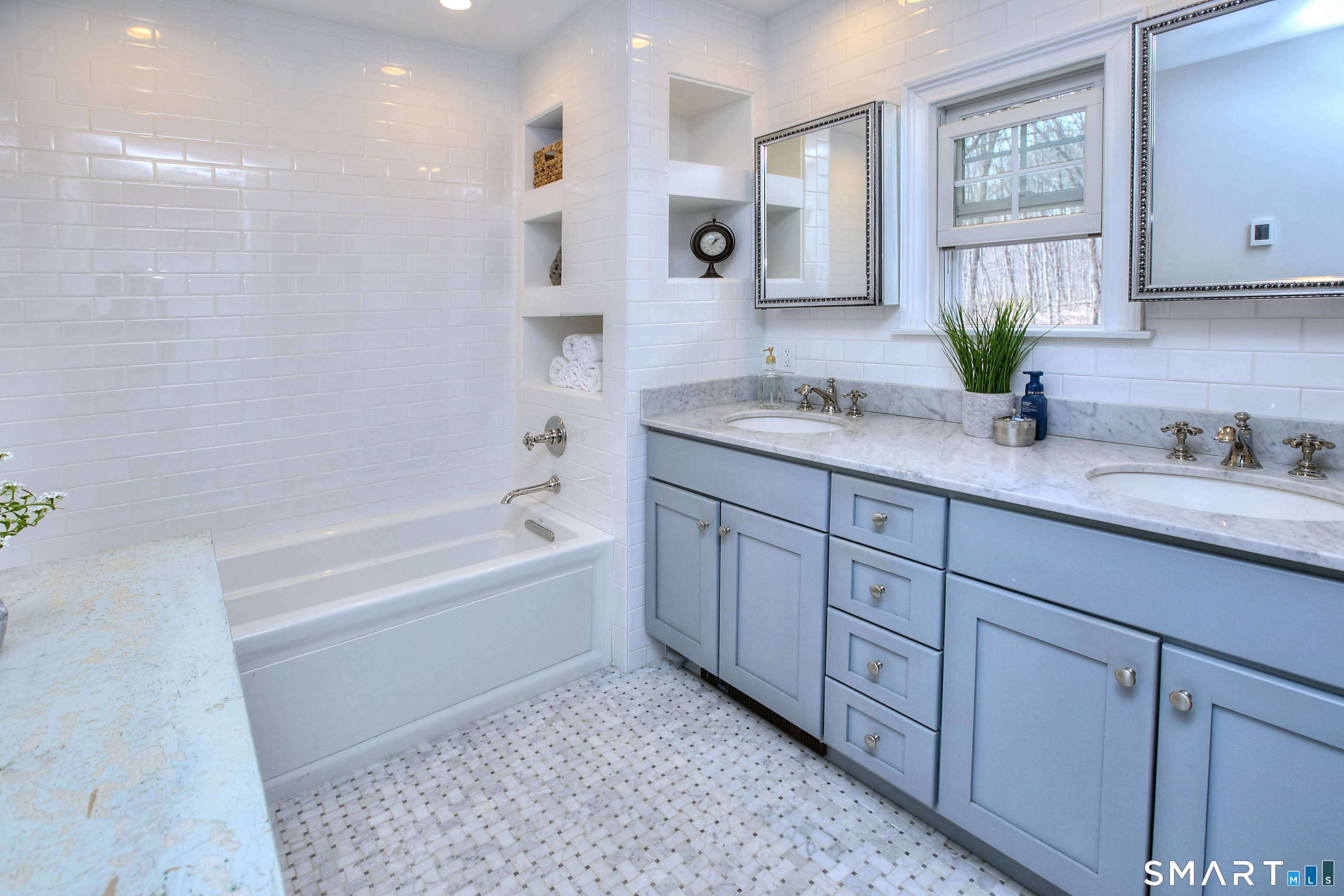 3725 Redding Road Fairfield CT 06824