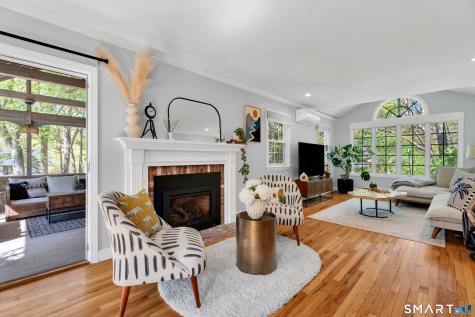7 Winchester Road East Lyme CT 06333
