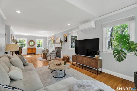 7 Winchester Road East Lyme CT 06333