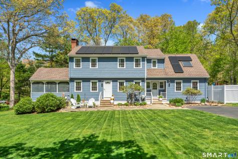 7 Winchester Road East Lyme CT 06333