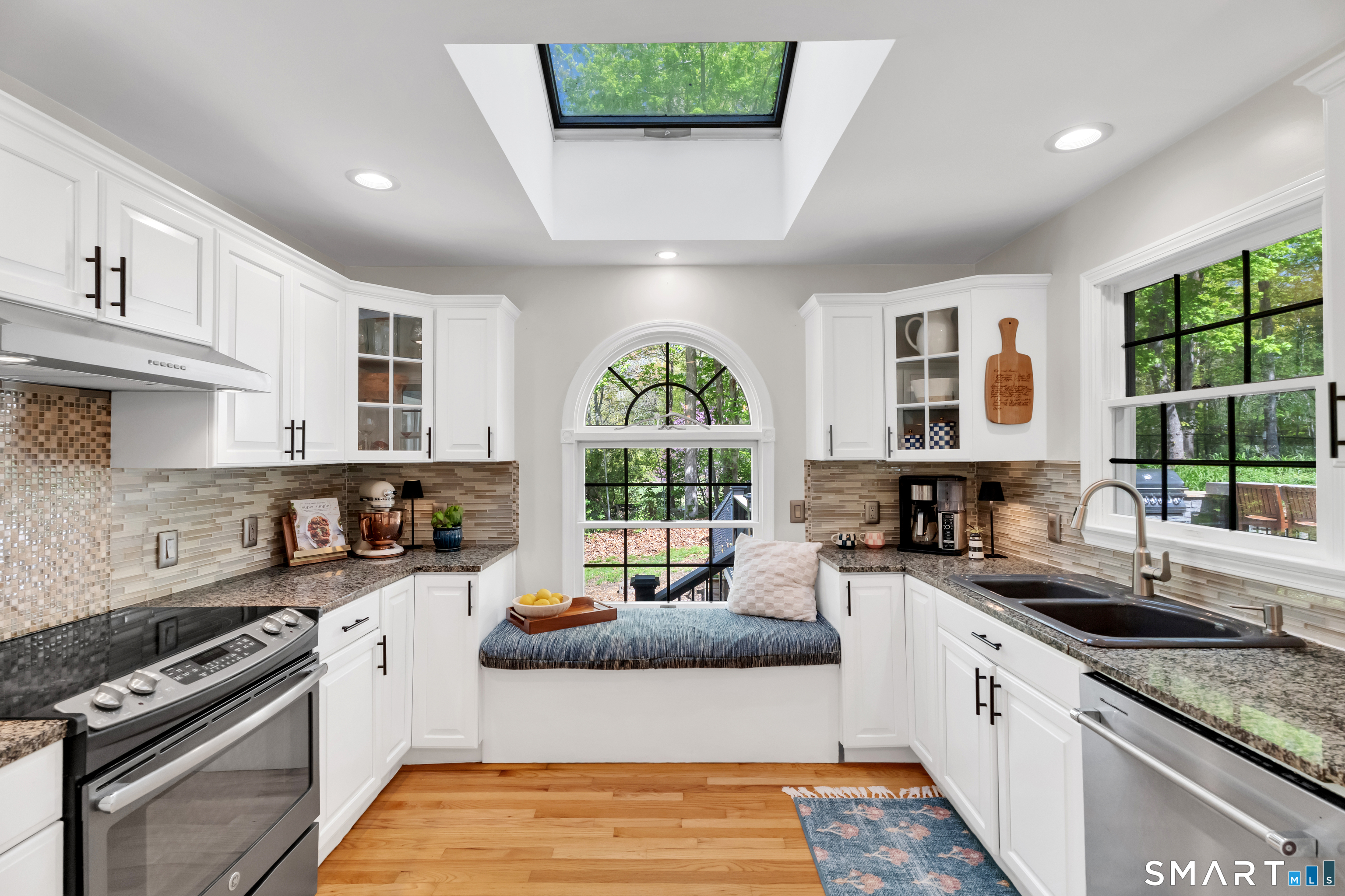 7 Winchester Road East Lyme CT 06333