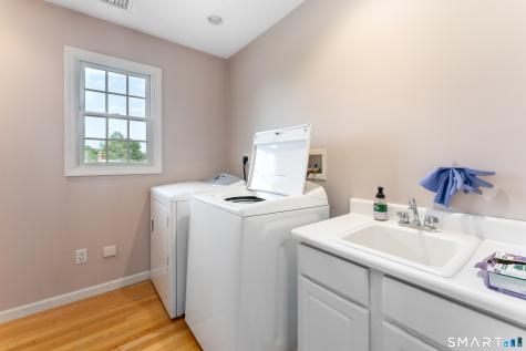 672 West Main Street West Haven CT 06516