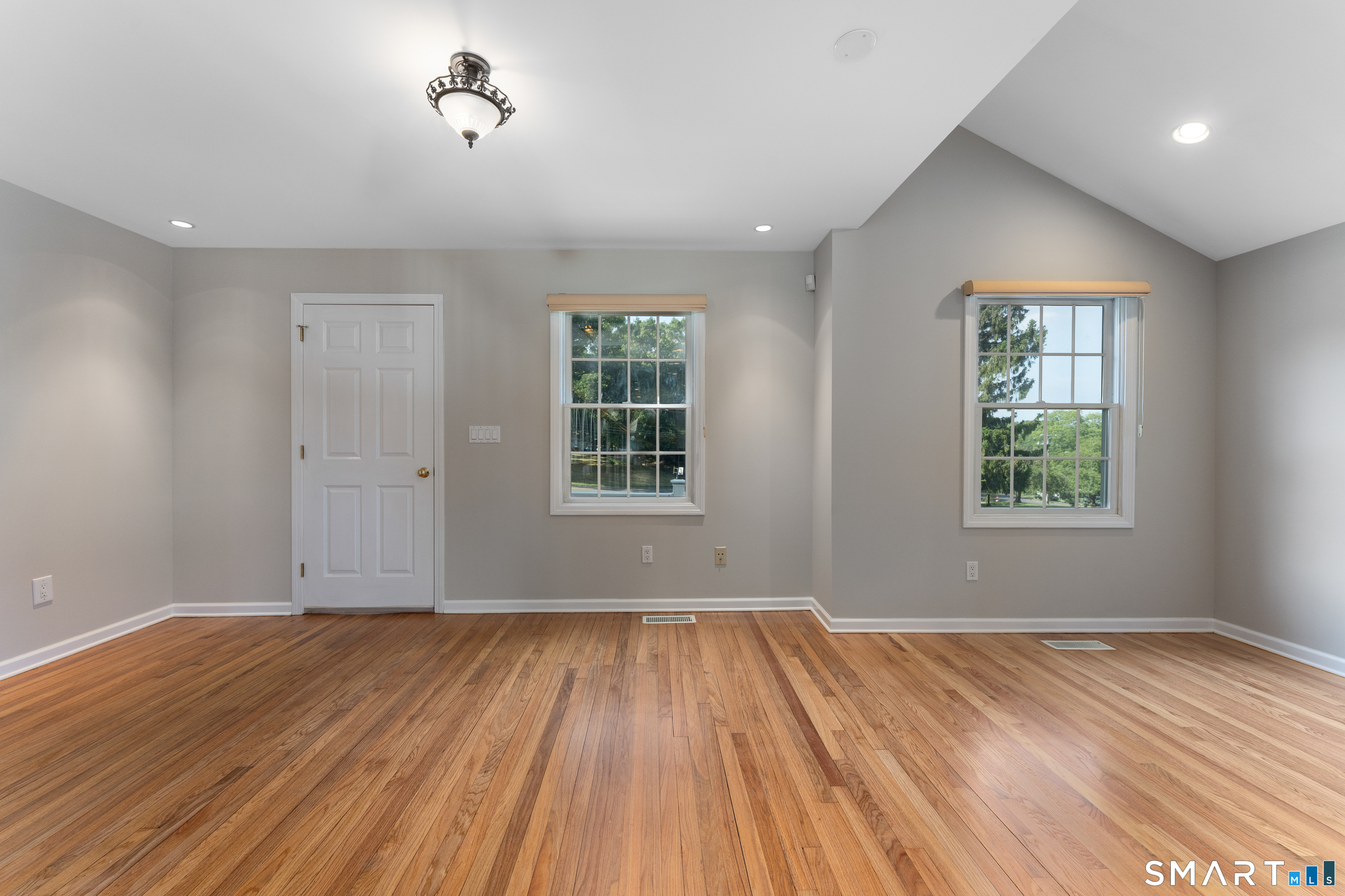 672 West Main Street West Haven CT 06516