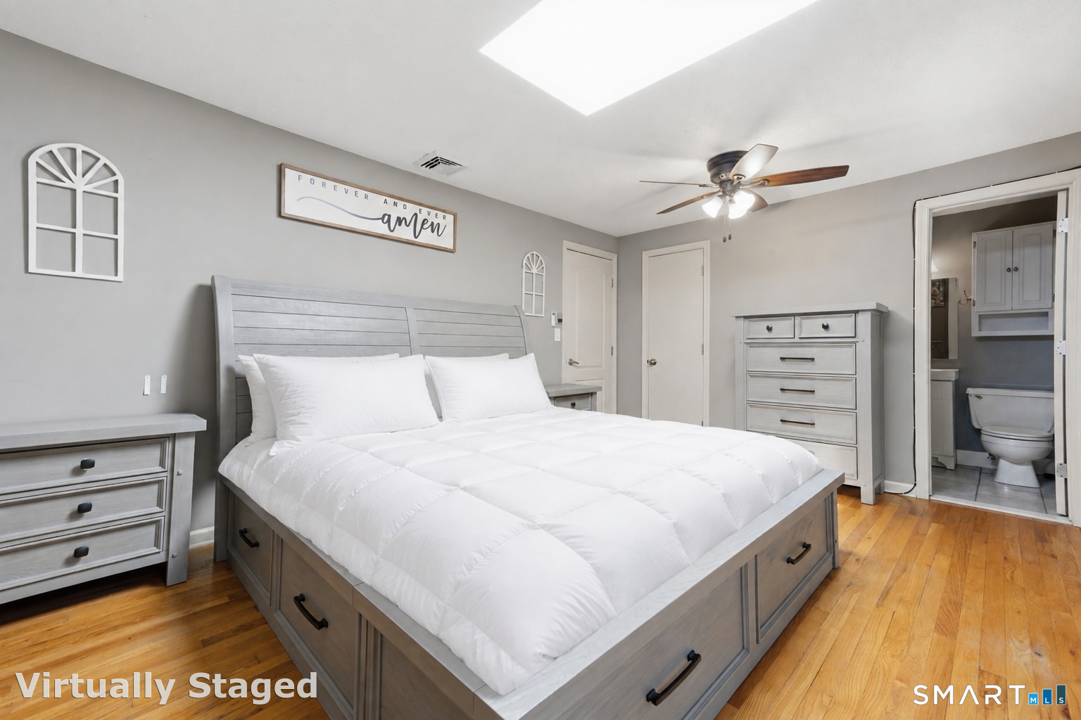 15 Deer Run Lane North Haven CT 06473