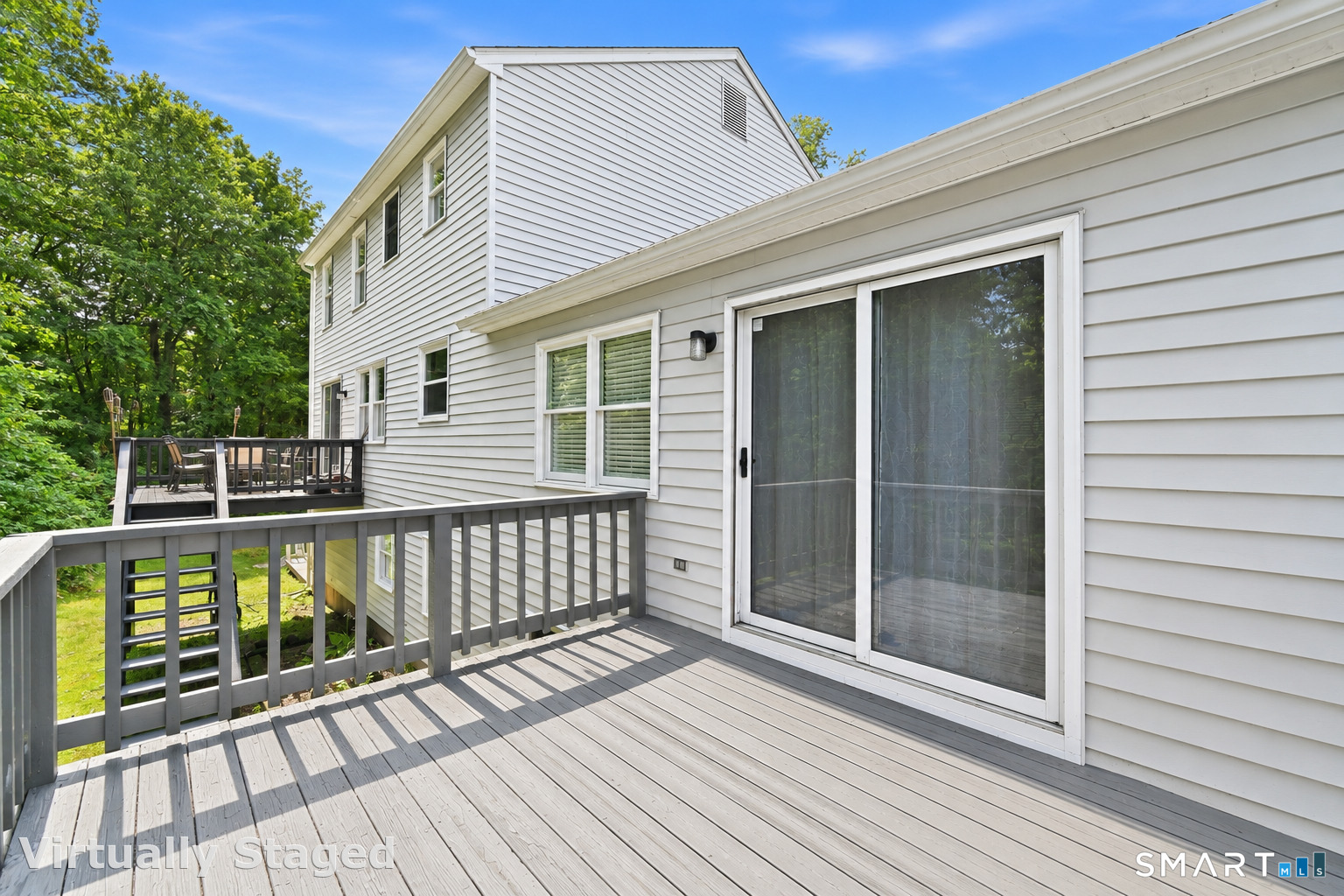 15 Deer Run Lane North Haven CT 06473