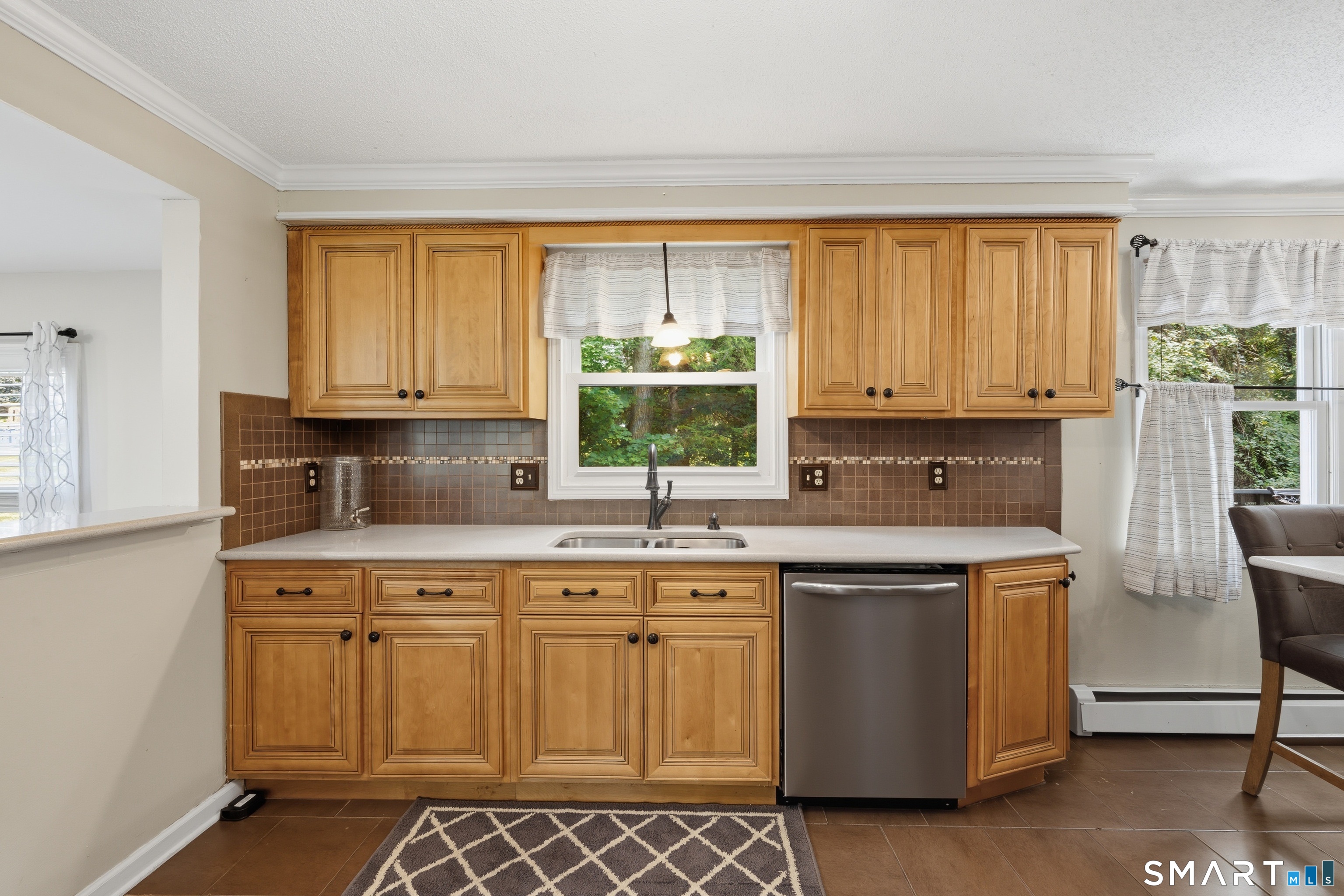 15 Deer Run Lane North Haven CT 06473