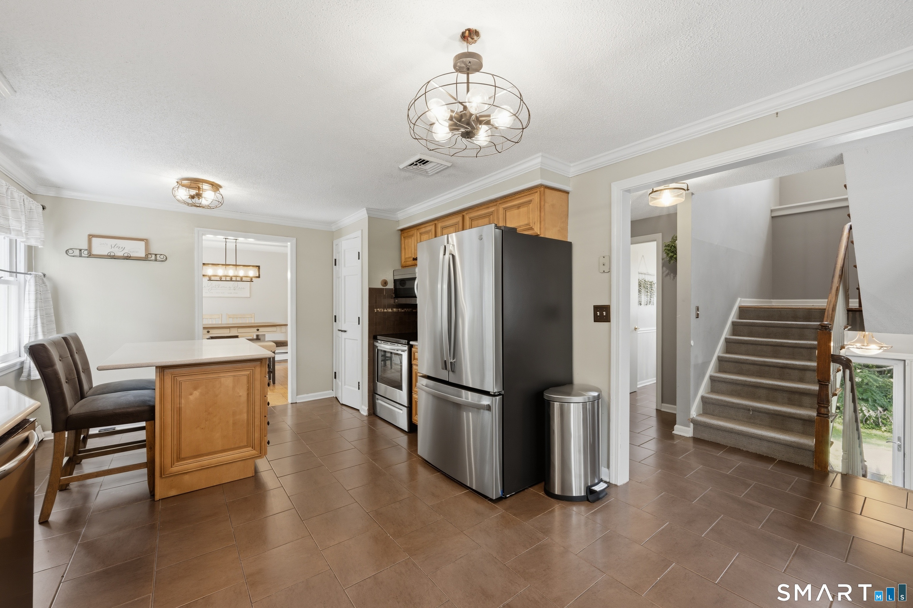 15 Deer Run Lane North Haven CT 06473