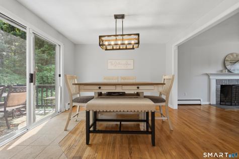 15 Deer Run Lane North Haven CT 06473
