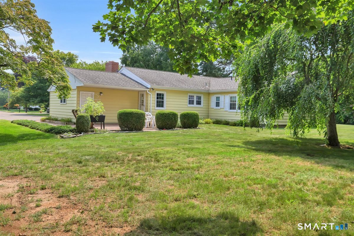 11 Castle View Drive Chester CT 06412