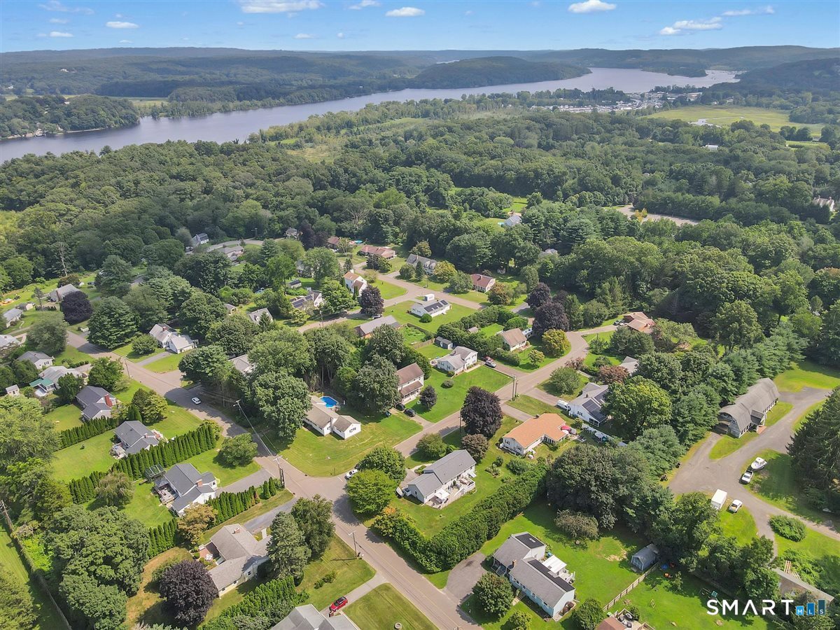 11 Castle View Drive Chester CT 06412