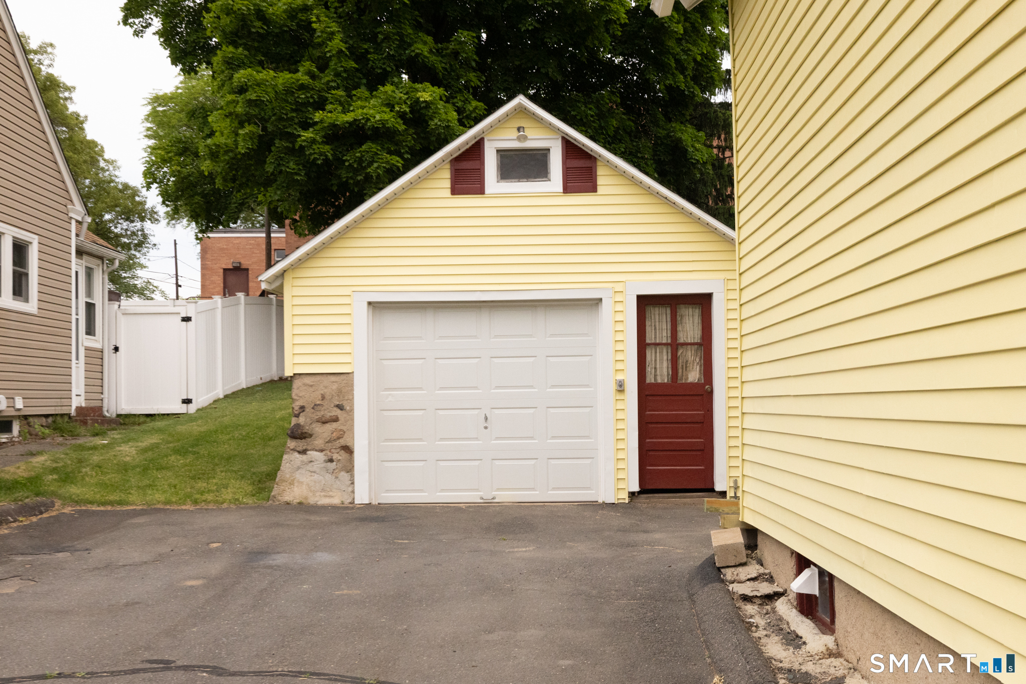 48 Twining Street Bristol CT 06010